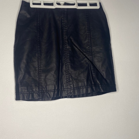Free People Dresses & Skirts - Free People Leather Skirt